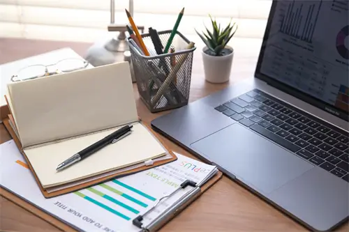 电脑光盘放什么软件里面