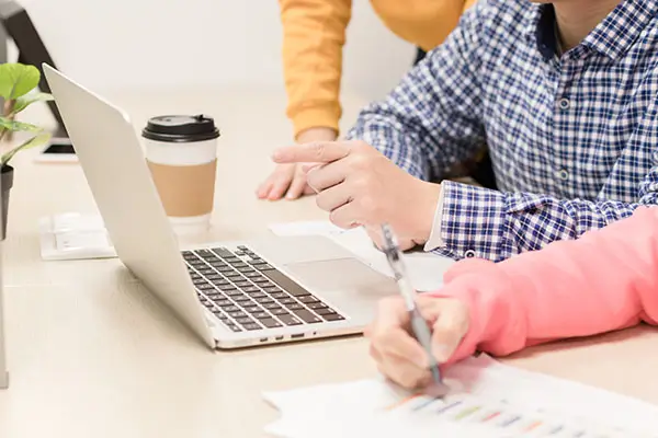 电脑加内存看什么